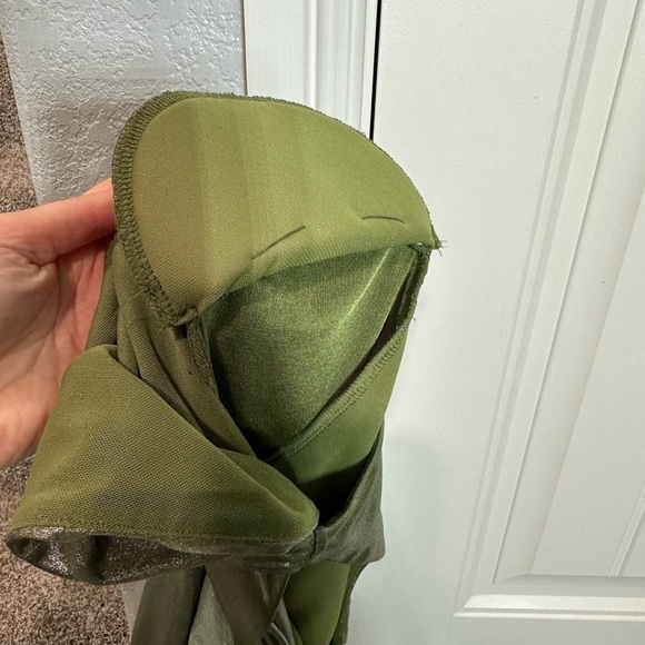 NBD Vea One Shoulder Crop Top Metallic Green SMALL Asymmetrical Cut Out - Picture 9 of 10